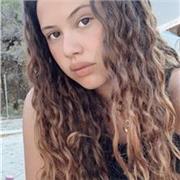 Ragazza diplomata al liceo delle scienze umane offre ripetizione di italiano, storia